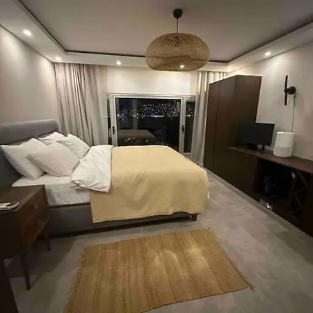 מלון Haus Mit Eigenem בודרום