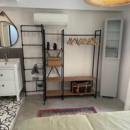 Haus Mit Eigenem * בודרום